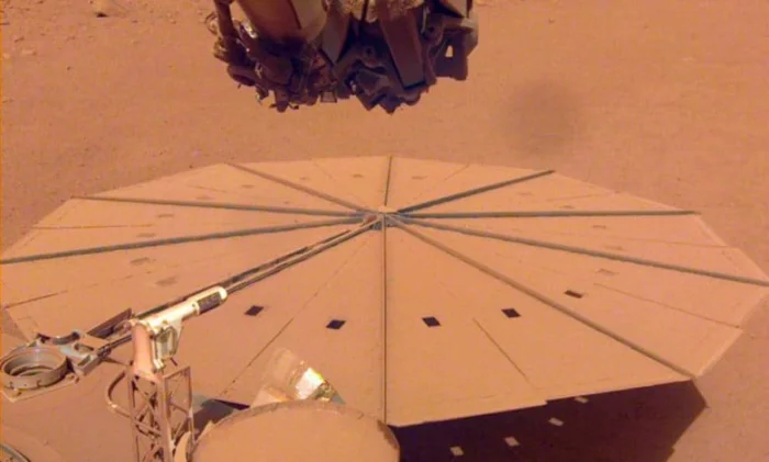 NASA объявило о завершении миссии InSight на Марсе