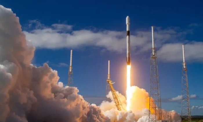 Новая партия из 60 спутников Starlink отправилась на орбиту