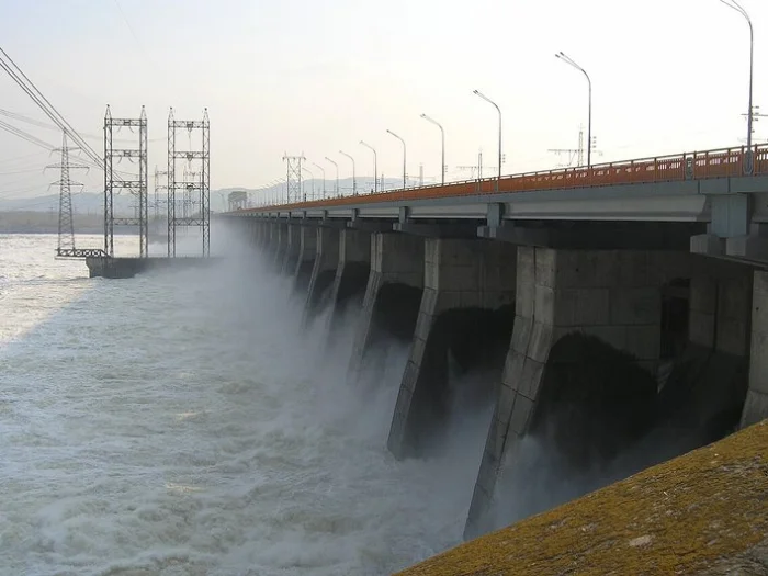 Водосброс Жигулевской ГЭС